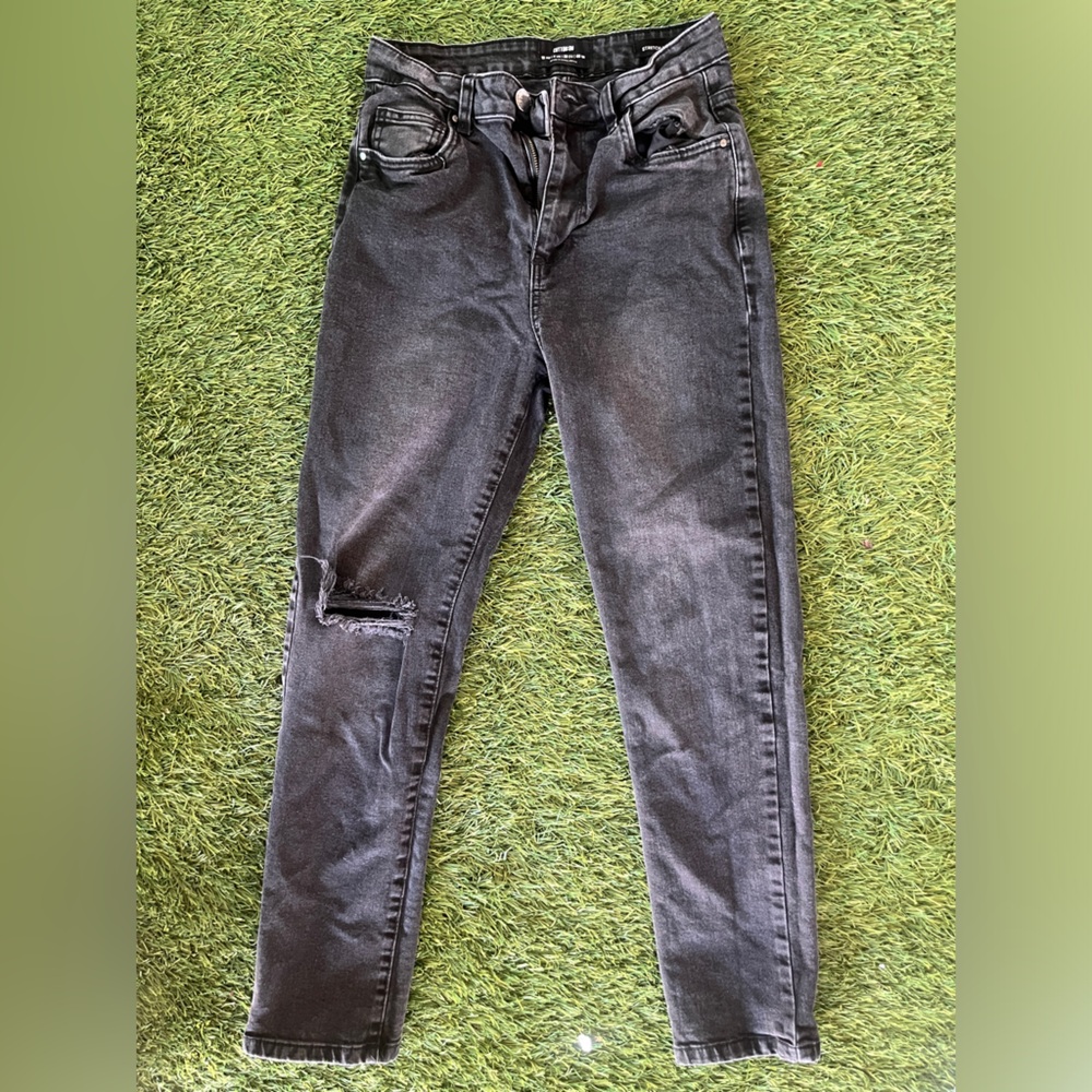 Cotton on black mom jeans